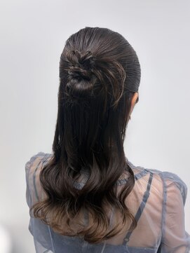 アールエーサロンモノクロ 秋葉原(RA SALON モノクロ) カチモリリボン