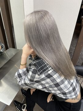 エミーバイモアムー(Emmie byMoremuu) 【埼玉YU-TA ギャルスタイル】