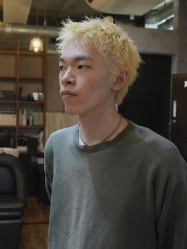 ヒカリス 中崎店(HIKARIS) メンズ × スパイキーショート