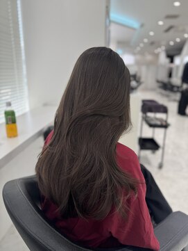 ディスコ 銀座(DISCO) ツヤとモード感が出るCharcoal Greige