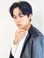 リベルテ グリット(Liberte Grit)&nbsp;ビジネスOK◎黒髪センターパートの清潔ヘアメンズマッシュ