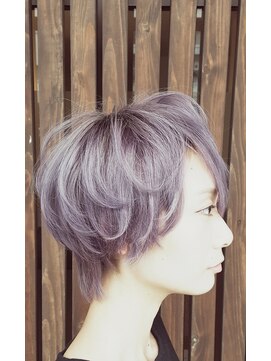 ヘアーショップ ツインクル(hair Shop twinkle) マスキュリンテイストのショートレイヤー