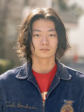 ペルズヘア(PELLS HAIR) 大人メンズミディアムボブセンターパートニュアンスパーマ