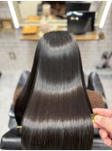 【触れたくなる艶髪】トリートメントを超えたトリートメントを
