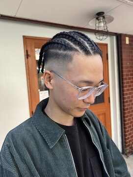 ヘアーラボ ハチ(HAIR LABO HACHI) コーンロウ×フェード