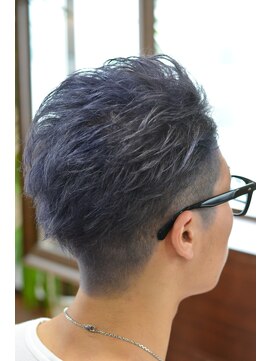 ヘアデザイン ヴォワール(hair & design voir) グレー*オールバックショート