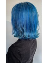 オンリエド ヘアデザイン(ONLIed Hair Design) 【ONLIed】ハイトーンブルーのボブスタイル