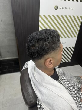 バーバーバー 八広(BARBER-BAR) 白髪ぼかし