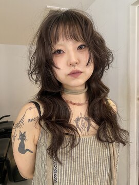 ナループロアツム(Nalu pu loa Tsum) ウルフパーマ/ウルフ/マレット/マレットヘア