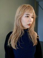 シアター(CIARTOR)&nbsp;ゴールドブロンド/オン眉バング