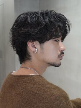 バイフィフス 原宿/表参道(by fifth) センターパートシャドウパーマスパイラルパーマ大人メンズヘア