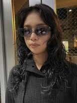 アルカナ 明治神宮前原宿(ARCANA) くるくるパーマ ウルフパーマ ウルフカット ブルーブラック