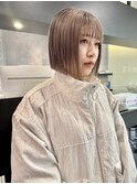 切りっぱなしボブ/ミルクティーベージュ/ダブルカラー
