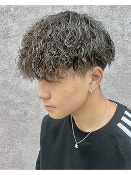グロップ 町田(GLOP) 動きが出るメンズ波巻きパーマ