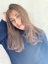 ナチュラルロング_ウェーブパーマフォギーベージュ耳かけ_87297