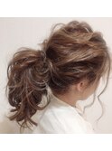 ポニーテールアレンジ