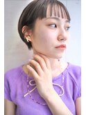 大人可愛い20代30代グレージュ小顔丸みショート  ショートバング