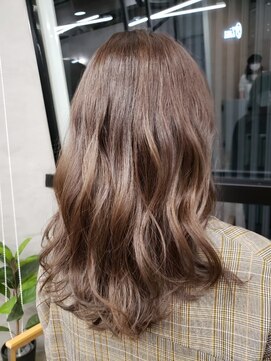 ラフランクリー(la frankly) 20代30代/大人かわいい/外ハネボブ/髪質改善/夏ショート