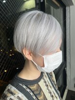 テテ(TETE) ホワイト 心斎橋×長堀橋