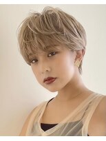 イヴォークトーキョーオーサカ(EVOKE TOKYO osaka)&nbsp;柔らかい×抜け感ショート