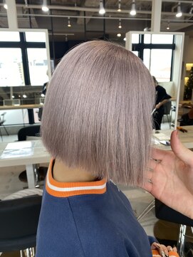 リア 近鉄八尾店(Lia) ラベンダーシルバー/シルバーカラー/ラベンダーカラー