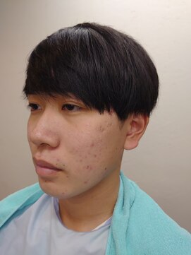 ヘアーカットデザインサロン スマッシュ 田町店(Hair cut design salon Smash) ツーブロックバーバーマッシュ ショート ビジネスマン 学生 黒髪