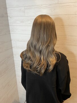 ティグル テンジン(TIGRE tenjin) グレージュ