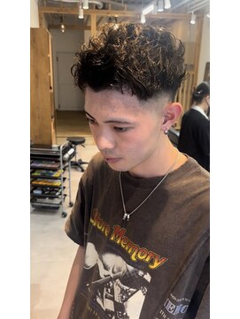 ヌーバイアンドライフ(NU. by and life) 無造作パーマ/スパイラルパーマ/ツイストスパイラルパーマ/