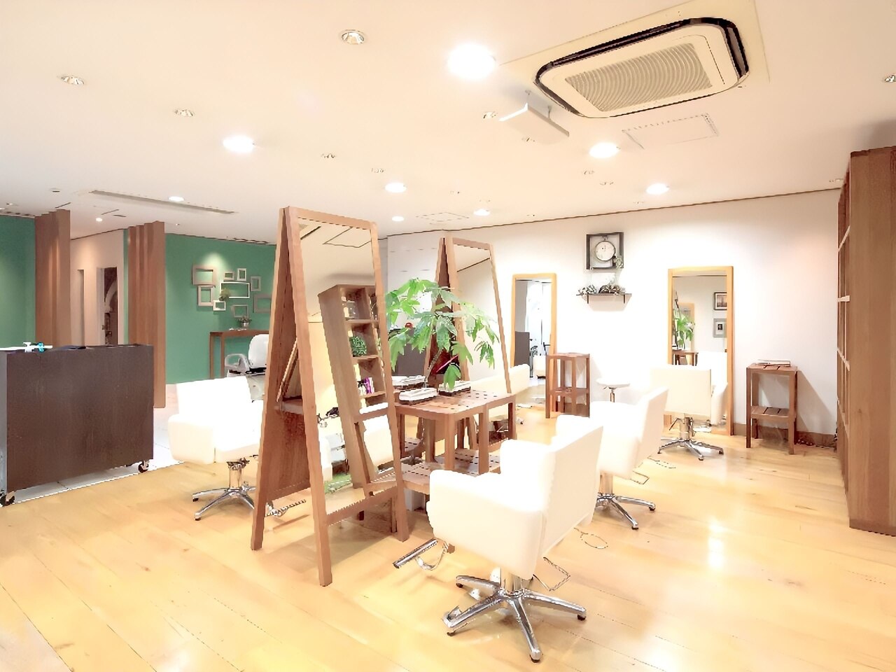 ニスル センター南店(NISURU）｜ホットペッパービューティー