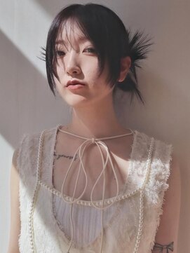 ザ ドッツ(THE DOTS) ヘアセット カチモリ 黒髪 顔周りカット シースルーバング