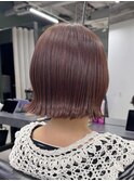 ピンクブラウン ピンク 外ハネボブ 短めボブ 切りっぱなしボブ！