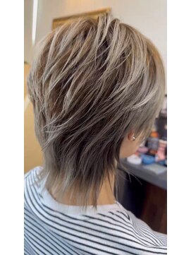 ヒロ(HIRO) ウルフカット