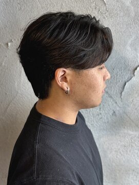 ニアウ 高崎店(Niau) メンズセンターパートニュアンスフェザーパーマ群馬高崎眉毛