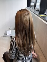 ロカリタ キョウト 河原町三条店(ROCAReTA kyoto)&nbsp;ブリーチ履歴1回：ブラウン×ベージュ