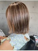 ハイライトカラー/デザインカラー/ボブ/ 切りっぱなしボブ/盛岡