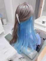 デイズ(days)&nbsp;インナーカラーブルーカラー冬カラーダークアッシュ　原宿