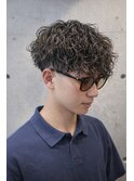 今風モテ髪スペインカール◎10代20代人気ツーブロック黒髪ツヤ感