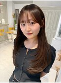 レイヤーカットロングぱっつん前髪