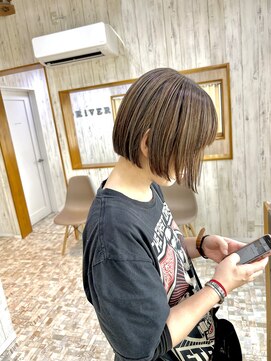 オリバー 諫早店(ORiVER) 白髪ぼかし/カット
