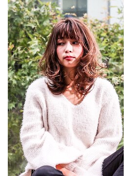 プレゼンスセタガヤ(PRESENCE SETAGAYA) セミロング/オーガニックカラー/レイヤーロング/艶カラー