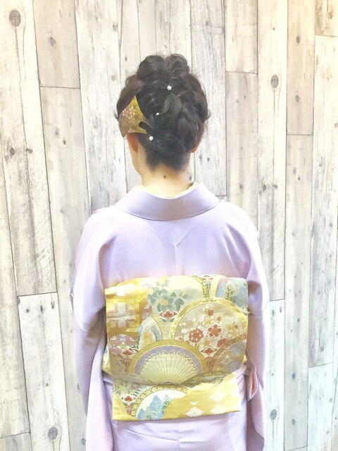 お祝い事でのヘアーセットとお着物の着付け早朝から取り掛かりOK