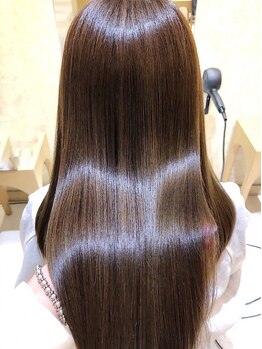 ティエラ 原宿 表参道(Tierra)の写真/《大人ヘルシーは素髪で勝負★》【Aujua】トリートメントで髪の芯から美しく輝く♪【原宿　Tierra】