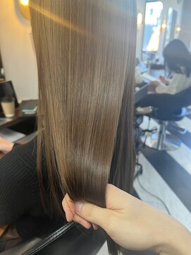 アフロディーテギンザ 神保町(APHRODITE GINZA) カール/セミディ/シアーカラー/姫カット［御茶ノ水/神保町］