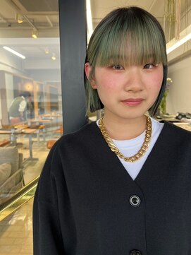 フィルム(FiLMs) ぷつっとボブ/フェイスフレーミング/アッシュミント