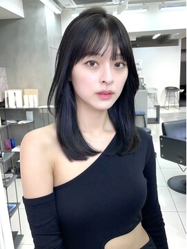 ヴェイン 渋谷(vain) ★くびレイヤー黒髪エモージュ小顔レイヤーロンググレーベージュ