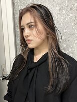 サンク 原宿 表参道(cinq)&nbsp;インナーカラーベージュイヤリングカラーフェイスフレーミング