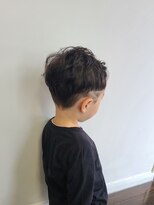 榮(Salon de 榮) かっこいい男の子ヘアスタイル　キッズカット