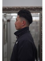 グランクラブ(GRANCLUB)&nbsp;カット　パーマ　フェード　シェービング　ヘッドスパ