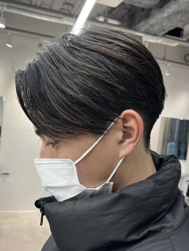 レタッチバイフィフス(RETOUCH by fifth) センターパートニュアンスパーマワンカールパーマ韓国コンマヘア