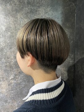 リアン(Lien) 刈り上げ女子